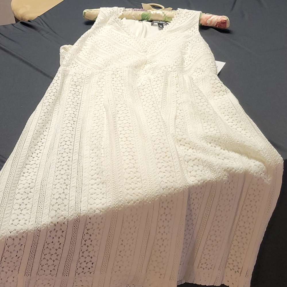 Short white dress